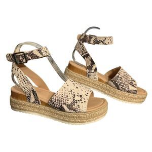 CUSHIONAIRE Miranda Sandals Womens 8 Snake Print Espadrille Platform Boho Ankle